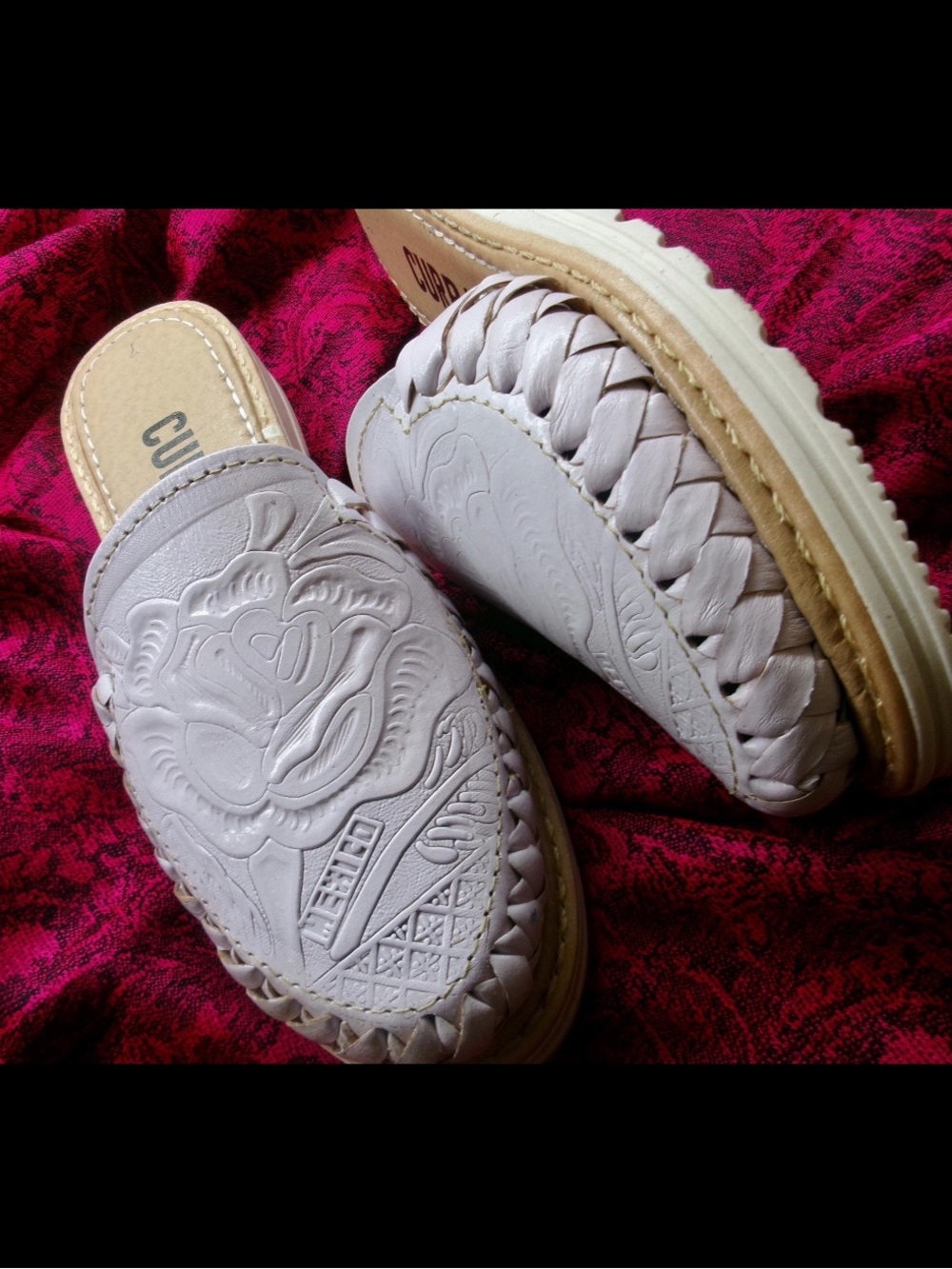 White Leather Hand-Tooled Slip-On Women's Mules